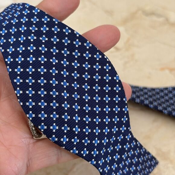 NWT Brooks Brothers 100% Silk Bow Tie - Picture 2 of 6